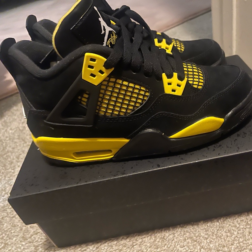 Retro 4 - Picture 3 of 7
